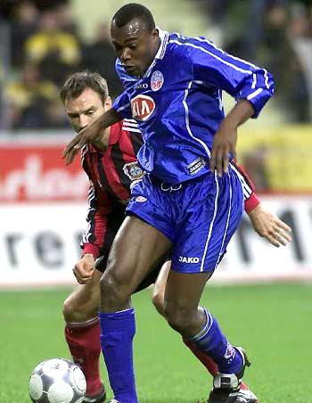 断在转会市 断在转会市